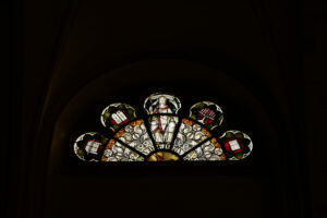 Kirchenfenster Synagoga, St. Elisabeth, Warburg (Rimbeck)