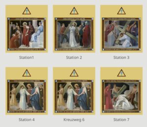 Sechs illustrierte Tafeln stellen Szenen aus dem Kreuzweg dar, die jeweils mit Nummern oder Namen beschriftet sind und Jesus mit verschiedenen Figuren auf seinem Weg zur Kreuzigung zeigen. Die Tafeln haben einen goldenen Hintergrund und einen deutschen Text. (Text mit KI erstellt)