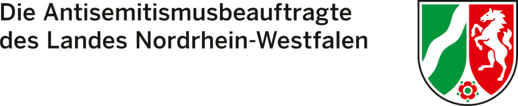 Der deutsche Text lautet "Die Antisemitismusbeauftragte des Landes Nordrhein-Westfalen" neben einem Wappen mit einem weißen Pferd, grünem Hintergrund und rotem Hintergrund mit einem weißen Fluss und einer Rose. ( )